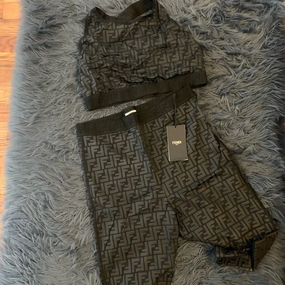 Fendi Rama embossed fitness top size 50/14 - Picture 7 of 8